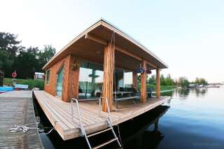 Дома для отпуска Sali Osta Floating House on the river Юрмала Дом с 2 спальнями-28